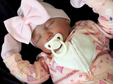 20 Inch Realistic Reborn Baby Doll Lifelike Newborn 8 lbs Weighted Soft Heavy Girl Boy Doll Child-Friendly Therapy and Children's First Doll